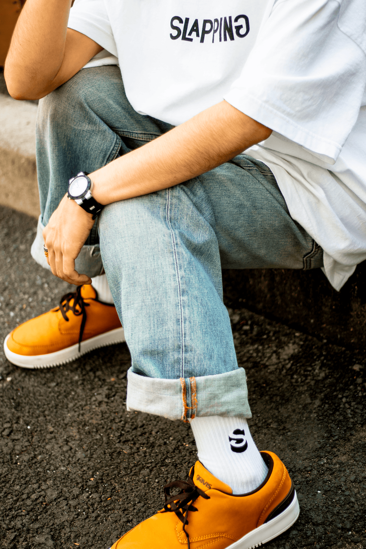 SLAPPING LOGO SOCKS 『S』