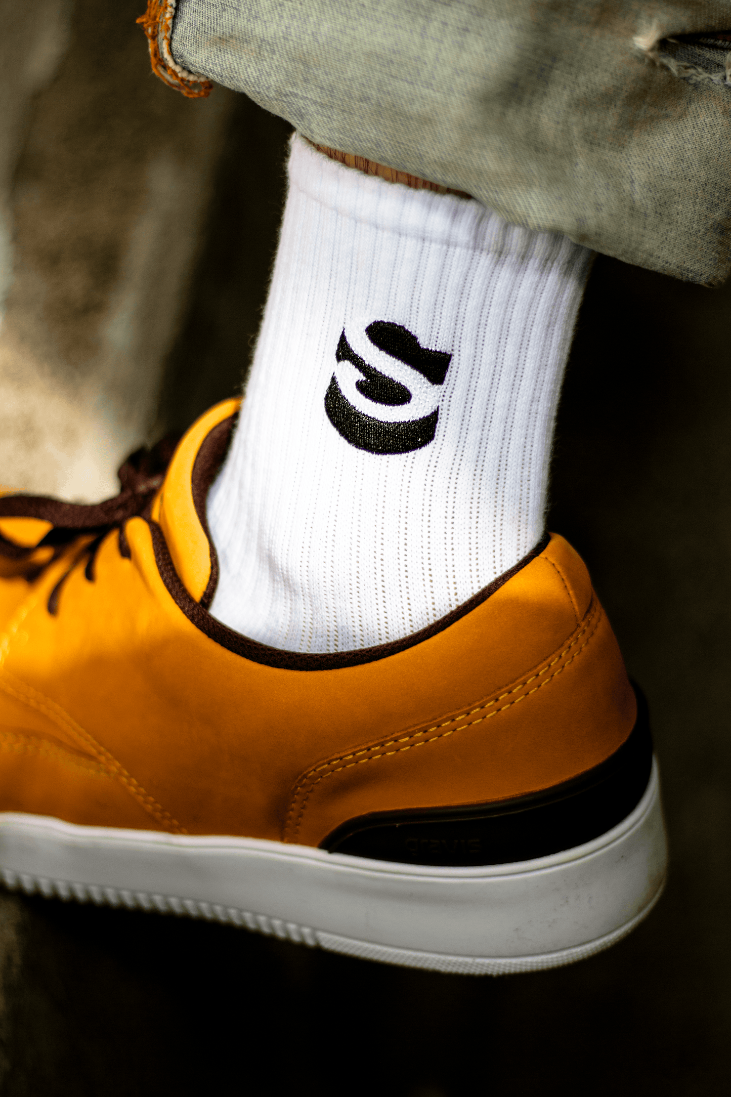 SLAPPING LOGO SOCKS 『S』